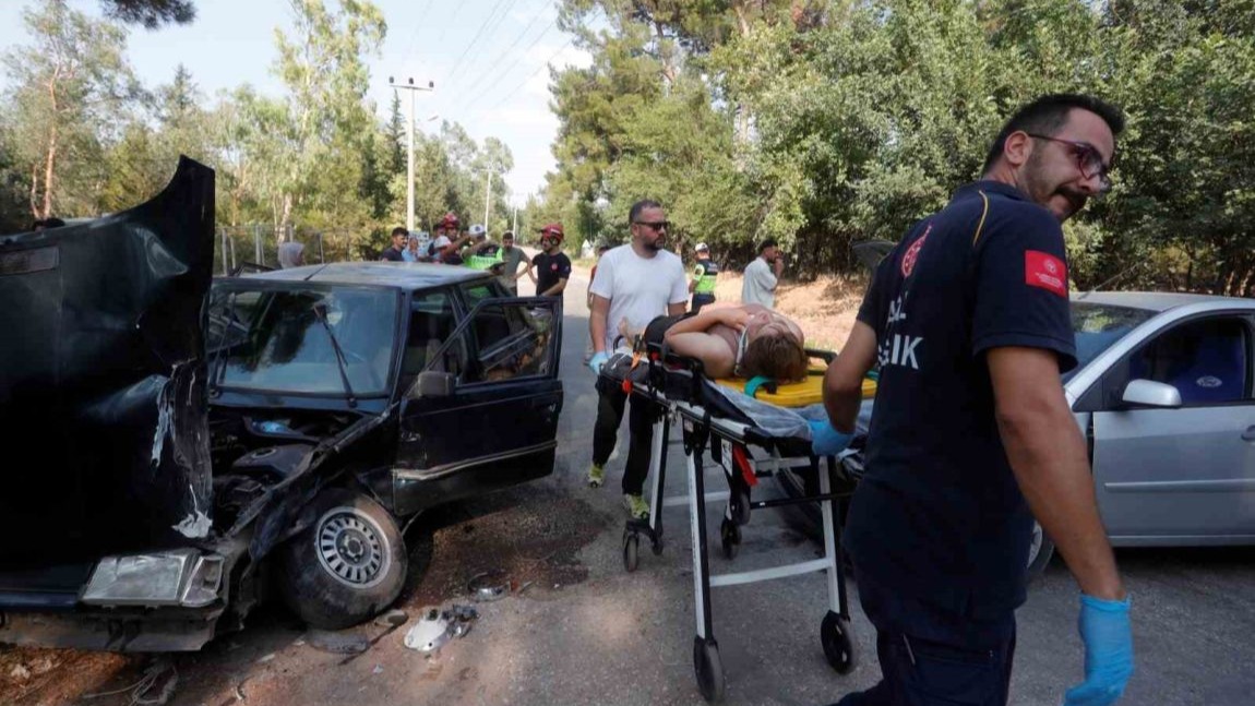 Antalya’da piknik dönüşü feci kaza