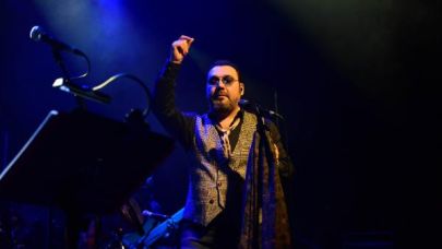 90'lar coşkusu: Şarkıcı Yaşar Antalya’da sahne alacak