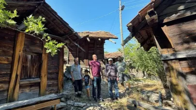 Başkan Kotan tarihi ambarları inceledi