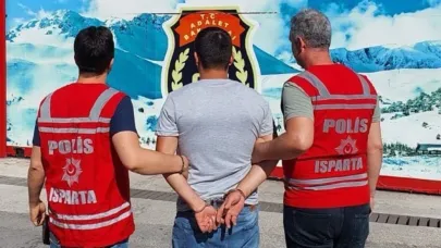 Isparta’da aranan 3 şahıs yakalanarak cezaevine gönderildi