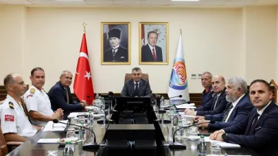 Mersin’de Güvenlik ve Asayiş Değerlendirme Toplantısı yapıldı
