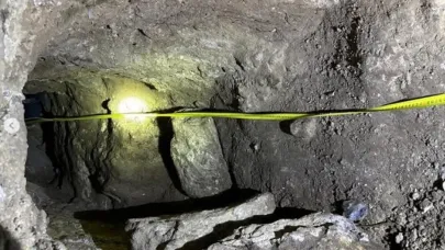 Kazdıkları 14 metrelik tünelde suçüstü yakalandılar