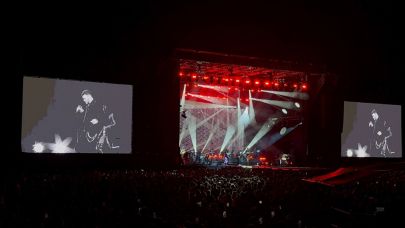 Justin Timberlake konserinde organizasyon eksikliği! İnsanlar bariyerleri yıktı!