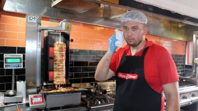 Antalya'da döner ustalarının 'sıcak' sınavı