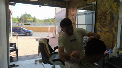 Berber Hüseyin Çakal: “Zanaat gözde, sabır yok”