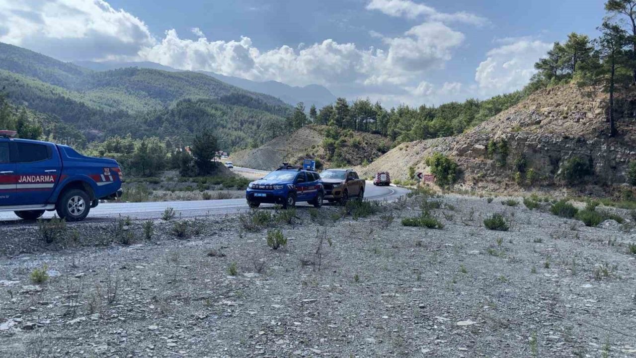 Şarampole yuvarlanan motosikletin sürücüsü yaralandı