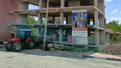 Asansör boşluğuna düşen usta ağır yaralandı