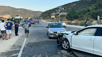 Otomobiller çarpıştı: 7 yaralı