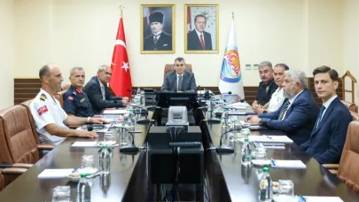 Mersin’de Güvenlik ve Asayiş Değerlendirme Toplantısı yapıldı