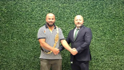 CW Enerji şampiyon başpehlivan Orhan Okulu’yu ağırladı