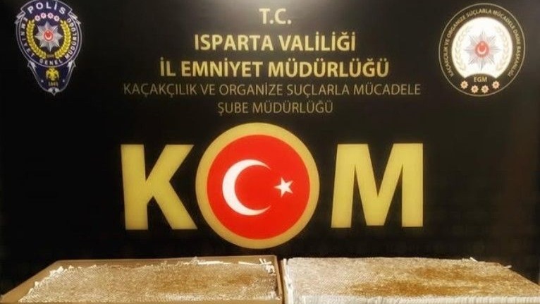 Isparta’da 10 bin adet makaron ele geçirildi