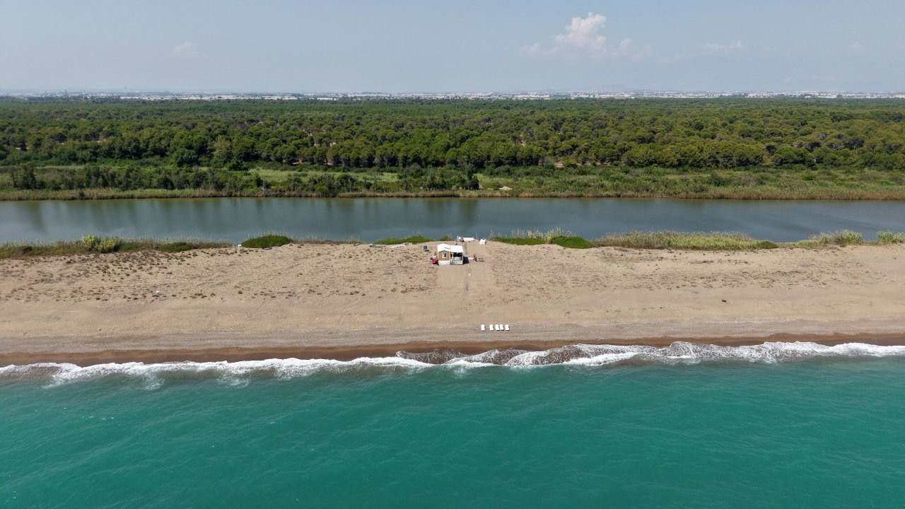 Arkası nehir, önü deniz manzaralı 'sahilkondu'