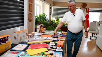 Kemer Belediyesi’nden 6 bin 500 öğrenciye ücretsiz kırtasiye malzemesi