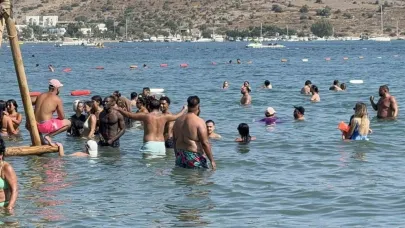 Bodrum’da sokaklar ve sahiller insan seline döndü