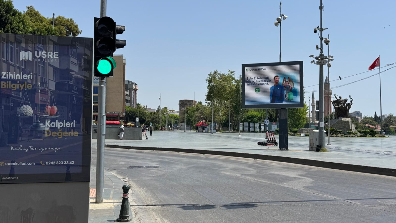 Antalya'nın en bilinen yerine bile artık kimse uğramıyor!