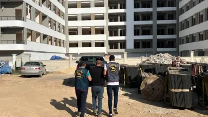 Aranan 2 şahıs Mersin’de yakalandı
