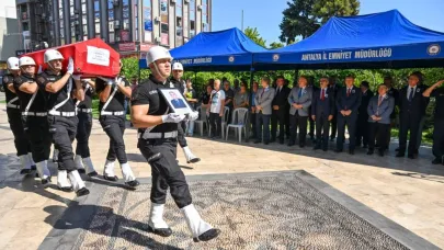 Emekli Vali Yardımcısı Cevdet Ekmekçi, son yolculuğuna uğurlandı