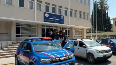 Altınlarını gasp edip yaşamdan kopardı