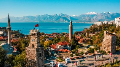 Antalyalı olduğuna çok şaşıracağınız ünlü!