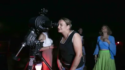Mersinliler, meteor yağmurunu gözlem şenliğinde izledi