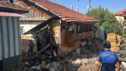 Evden 20 kamyon çöp çıktı