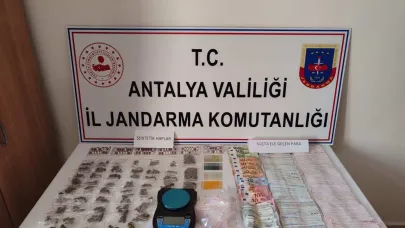 Alanya ve Manavgat’ta uyuşturucu operasyonu: 6 bin 250 hap ele geçirildi