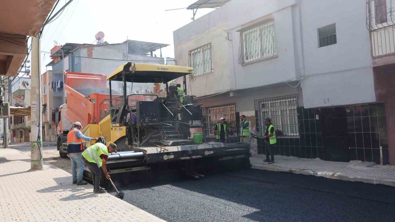 Akdeniz Belediyesi mahalle yollarını yeniliyor