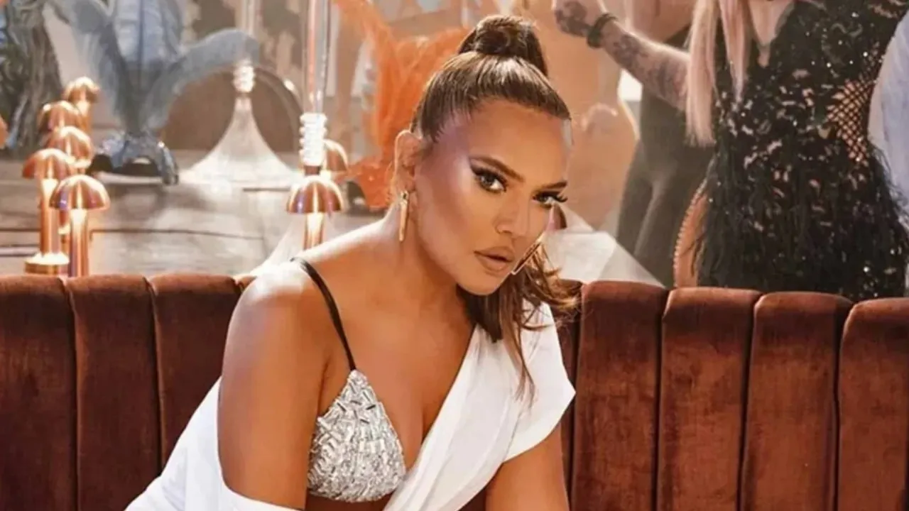 Demet Akalın, Antalya’da müzik rüzgarı estirecek!