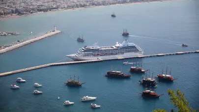 Kruvaziyer turizminde 12 yılın 'temmuz' rekoru