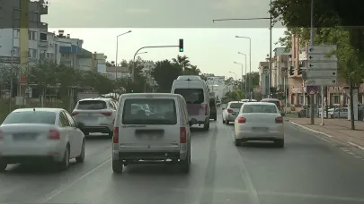 Antalya'da haftanın ilk günü trafik yoğunluğu!