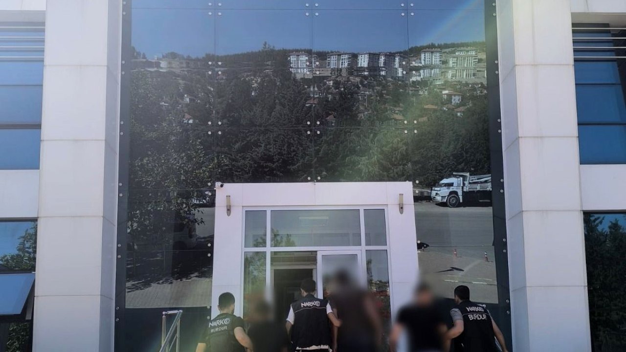 Uyuşturucu operasyonuna 3 tutuklama