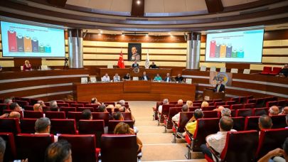 ATSO Meclis Başkanı Ahmet Öztürk, ATSO yönetimini eleştirdi