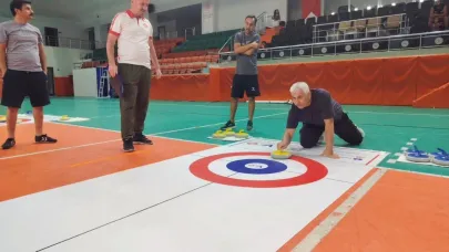 Köyceğiz’de Zafer Kupası Flor Curling turnuvası başladı