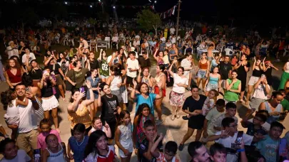 Mersin’de yazın son günleri konserlerle şenlendi