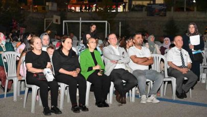 Isparta Belediyesi’nden Dere ve Yenice Mahallelerine sinema keyfi