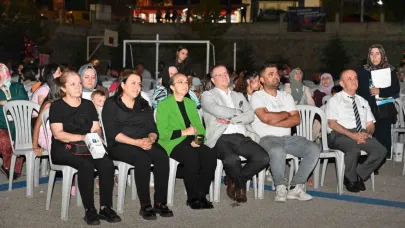 Isparta Belediyesi’nden Dere ve Yenice Mahallelerine sinema keyfi
