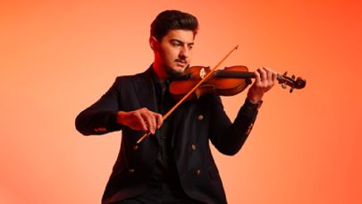 Kemanın büyüsü bu akşam Antalya’da: Javadoff sahne alacak!