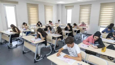 Ücretsiz kurs öğrencileri üniversiteli oldu