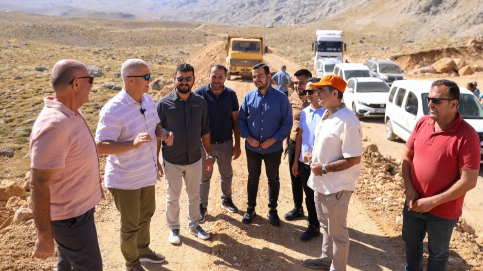 Okurcalar Yaylası yolunda çalışma