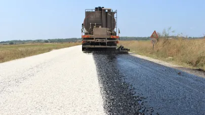 Manavgat'ta grup yolları asfaltlanıyor