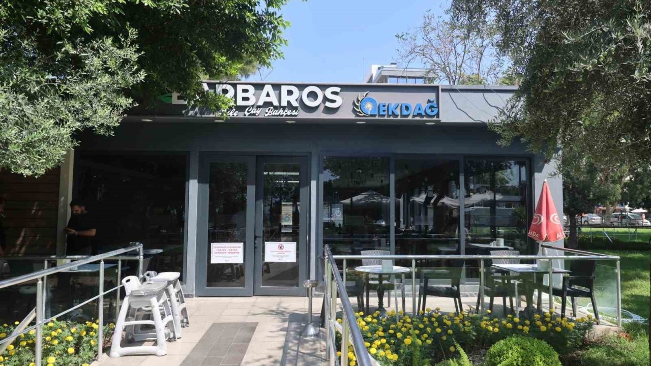 Barbaros Çay Bahçesi Kütüphanesi açıldı