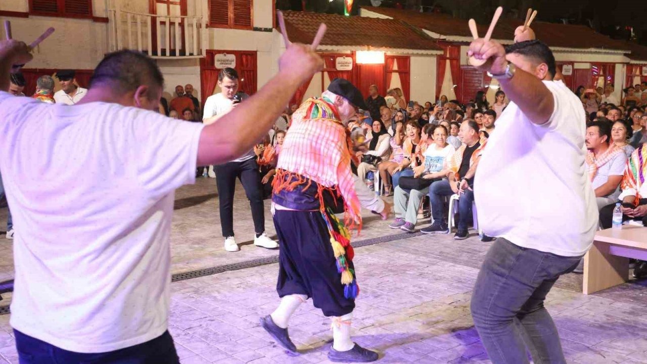 Kepez Kültür Festivali’nde Yörük ateşi yandı