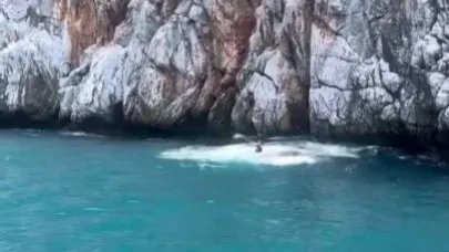 Alanya’da denize ölümüne atlayış