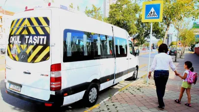 Okul servislerine yüzde 25 zam; son kararı meclis verecek