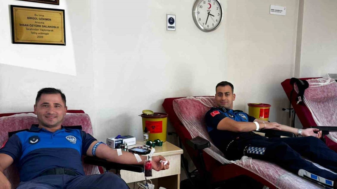 Muğla’da Zabıta Haftası kapsamında Kızılay’a kan bağışı