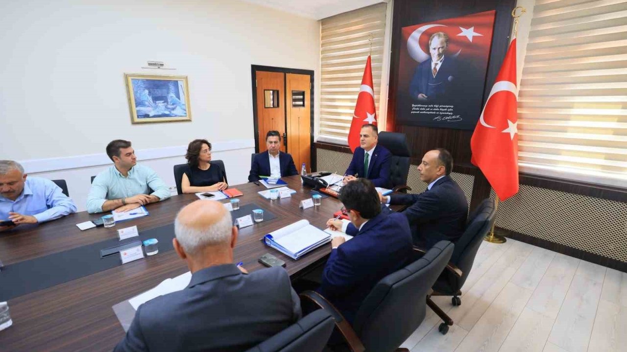 Muğla’da hayvan bakım evleri ve doğal yaşam alanları toplantısı