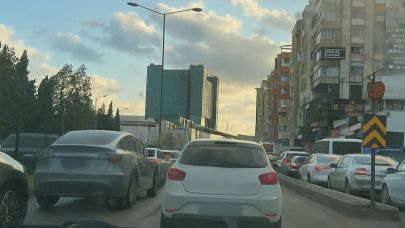 Antalya trafiği pes dedirtti!