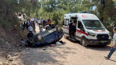 Akrabalarının düğün yemeğine giderken 30 metrelik şarampole yuvarlandılar