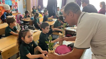’Her çocuk bir fidan, ilk ders yeşil vatan’ etkinliği Mersin’de gerçekleştirildi