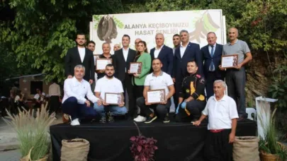 Alanya’da keçiboynuzu hasat şenliği ve coğrafi tescil belge töreni